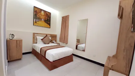 MY INN HOTEL INANAM Отели рядом с достопримечательностью «1 Borneo Tower B Condominium»