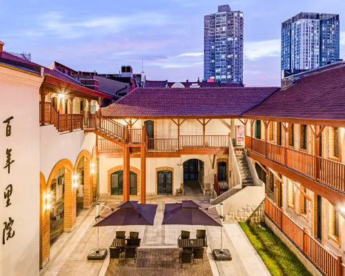 Furunli Shiyu Hotel (Zhanqiao Zhongshan Road Metro Station Branch) Hotels near Qingdao Navy Museum
