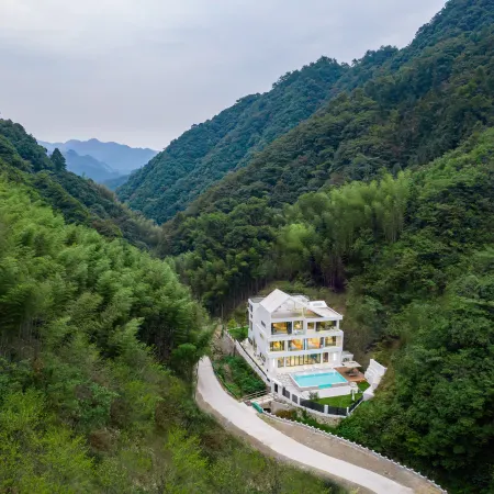 VALE VILLA