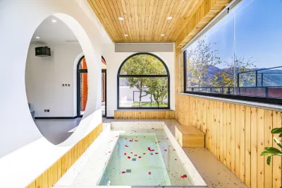 Beijing Guoran Xiaozhu Private Tang Homestay Hotels near Bamudi Village