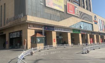Yuyu Cinema Apartment (Yancheng Zhongnancheng Shop)