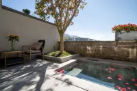 Tengchong Yunhaiju Hot Spring Courtyard Inn - سبا