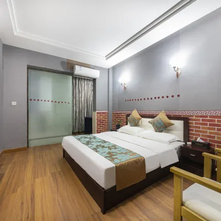 Dexin Business Hotel