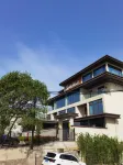 Lu Yuan Xinshe Homestay Hôtels à proximité de : Caiwenji Memorial Hall