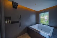 Xunyou · Hidden Luxury Homestay (Dongjianghu Scenic Area Store)