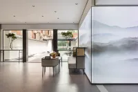 G Joyful Xige Hotel (Chengdu Kuanzhai Alley People's Park)