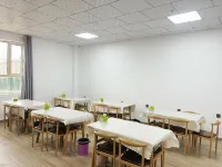 Stone City Hotel (Renshe Bureau)