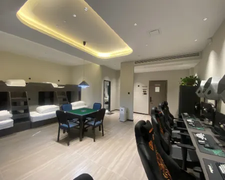 Qimingxing E-Sports Hotel (Xiping Leizu Cultural Park) Hotels in Xiping