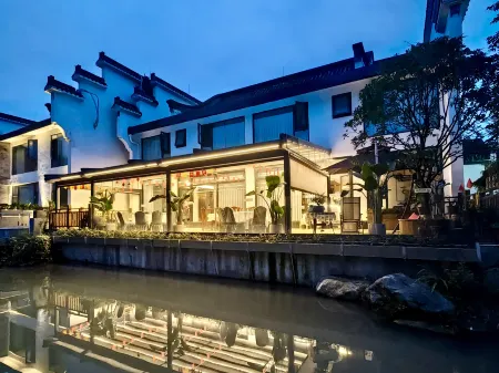 QINXIN BIEYUAN Отели рядом с достопримечательностью «Luofu Mountain»