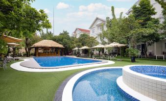 Hidden Mansions Saigon Resort