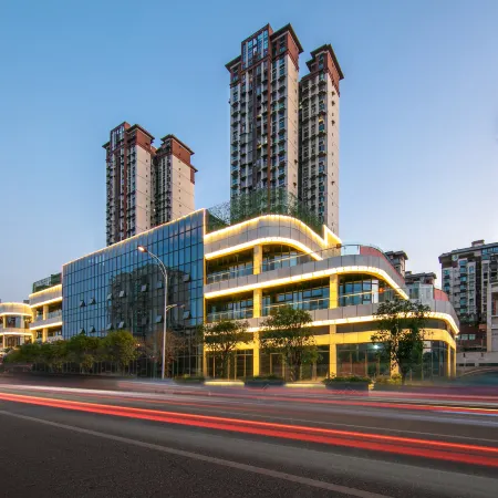 Lixi Hotel Отели в г. Наньчун