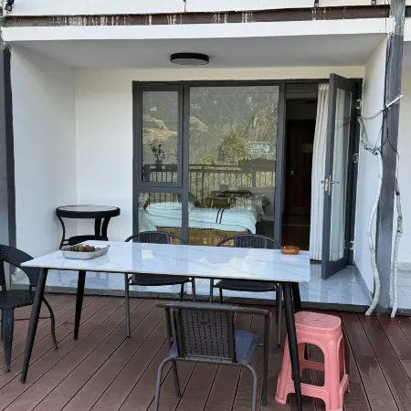 Fugong Yunduan Shan'an Homestay