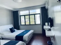 Donghai Fishing Village Ganhai Renjia Guest House - parking