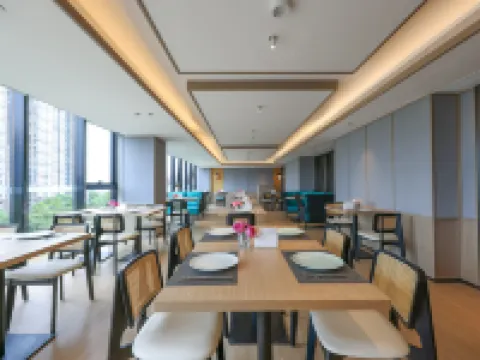 Country Inn & Suites by Radisson Hotel (Suzhou Zhangjiagang Jiyang Lake Mambat Plaza) Ξενοδοχεία στην πόλη Τσανγκζιαγκάνγκ