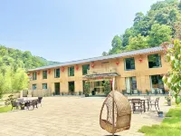 Wangyougu Yuanxi Homestay (Yangmingshan Forest Park)