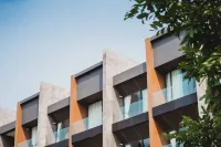 The Grandiose Hotel Chiang Rai Hotels near Wat Klang Wiang