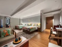 Qianna Hotel (Zhengda International Plaza Branch, Longmen High speed Railway Station, Luoyang) Hôtels à proximité de : Guanlin Museum