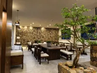 Litang Huaxi Yungu Hotel (Ririjia Village) Hotels in Litang
