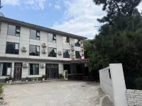 Baligou Mountainside Yunjv Homestay Hotels near Mojianfeng Waterfall