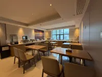 Yiju Yue Hotel (Loudi Railway Station Gymnasium Branch) - พร้อมอาหารเช้า