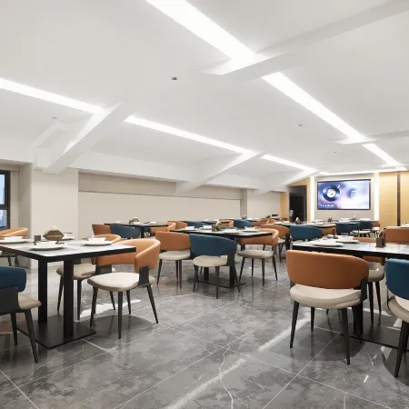 STRAIT PLUM INTERNATIONALC HOTEL