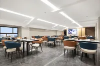 STRAIT PLUM INTERNATIONALC HOTEL