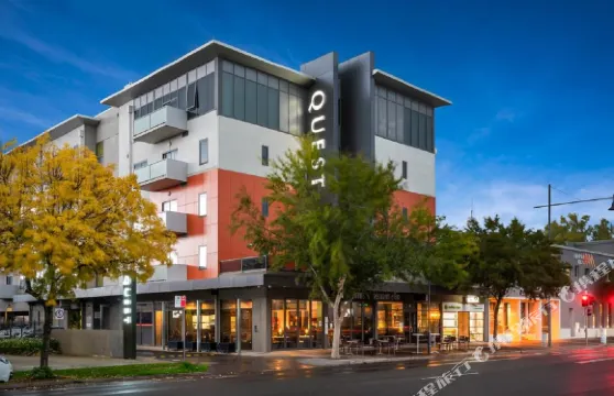 奎斯特奧爾伯裏酒店