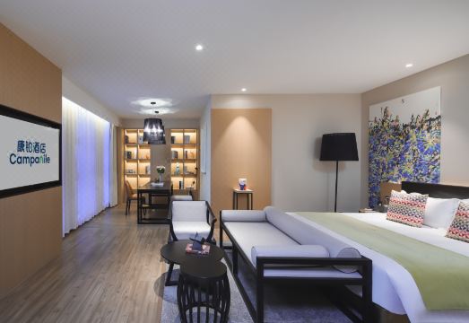 4. 캄파닐 호텔 선..