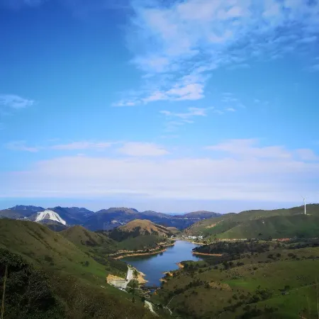 Chengbu Maoping Lake Hotel