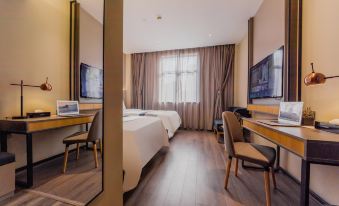 Homeinn Selected Hotel (Shanghai Bund Nanjing Road Pedestrian Street Subway Station)