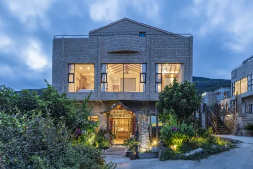 Stones Can Sing Gufeng Caotang Guesthouse