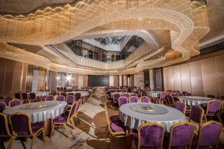 Vienna 3 Best Hotel (Ganzhou Shangyou Branch) Отели в г. Шанъю