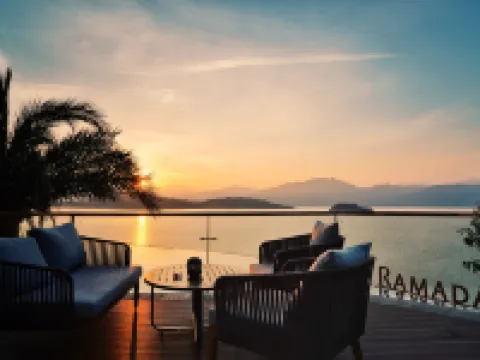 東江湖五島一村華美達酒店 資興酒店