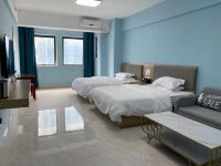 轻时光公寓(南宁江南万达店) - 轻奢商务双床房