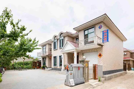 Sunshine Villa Hotel Отели рядом с достопримечательностью «Minzu Square»