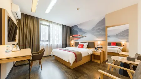 Shankee Chain Hotel (Suining Central Business District Pedestrian Street)