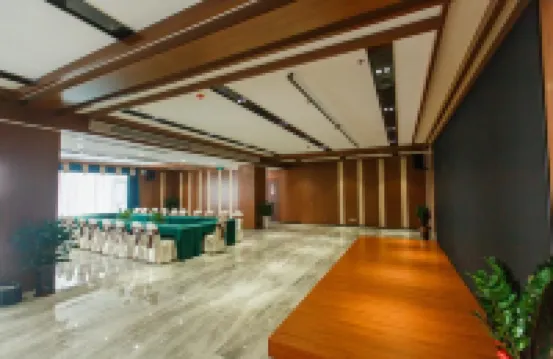 藝選飯店（贛州於都聖世廣場長征大道店）