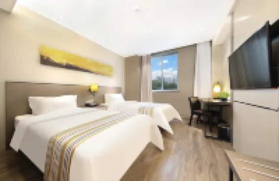 ホームイン プラスホテル(武漢沌口スポーツセンター) 武漢のホテル