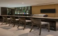 Astoria Plaza - bar