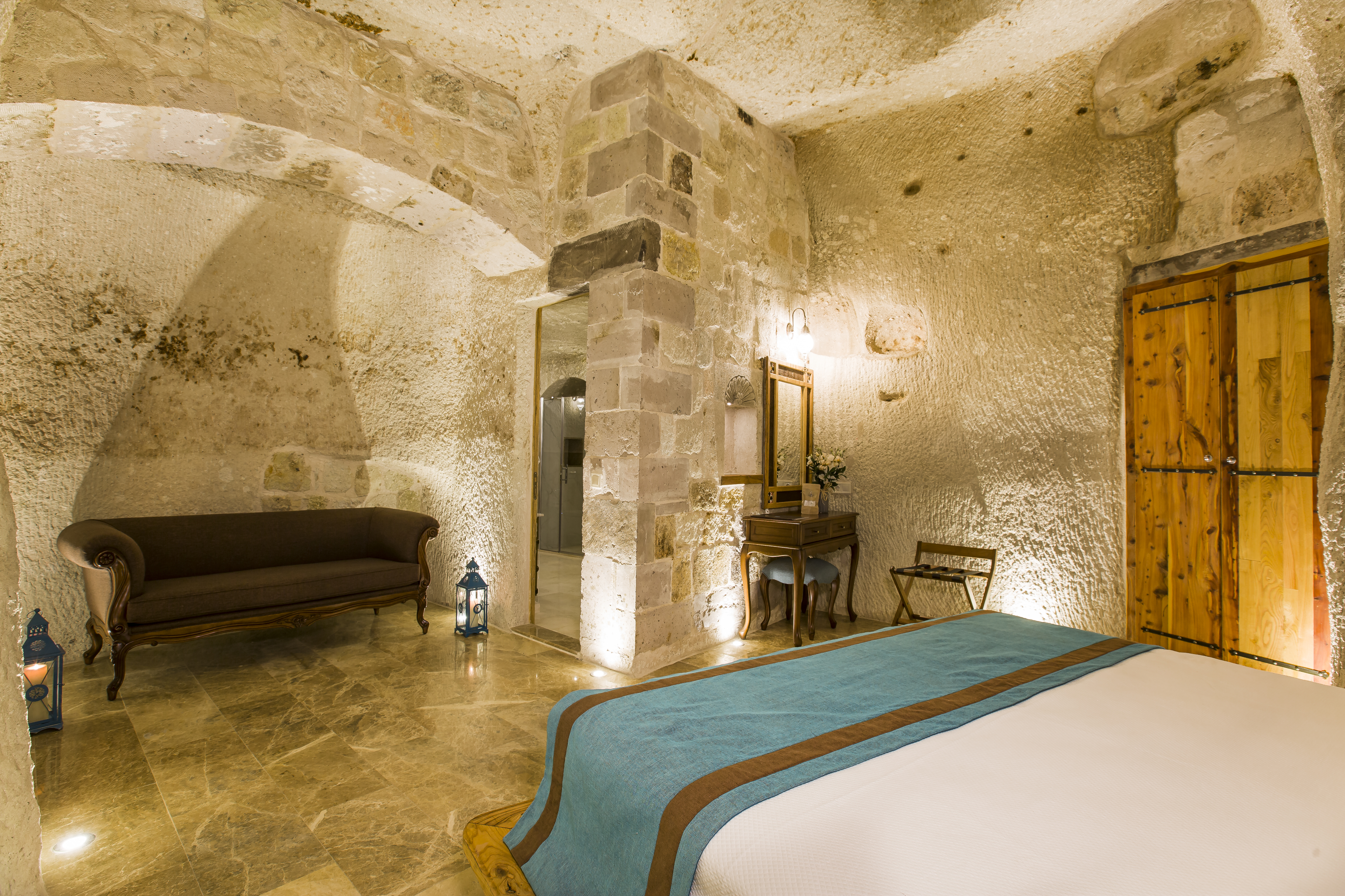 Imperial Cave Suites & SPA