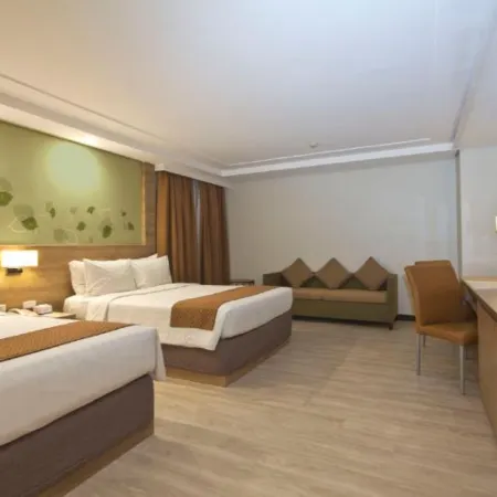 Crown Regency Hotel Makati