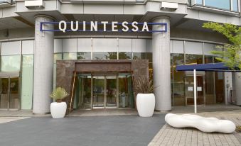 Quintessa Hotel Osaka Bay