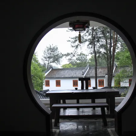 Huaxi Resort Hotel