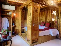 Deyuexuan Hostel