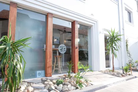 Stoke Beach House Отели в г. Clontarf