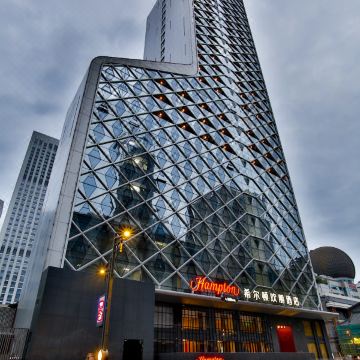 成都春熙路希尔顿欢朋公寓外景图