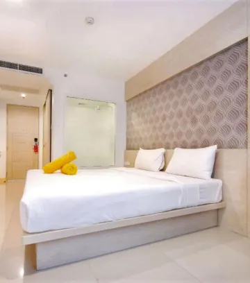 ห้องซูพีเรียร์ เตียงใหญ่ 1 เตียง