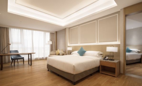 Parkview International Hotel