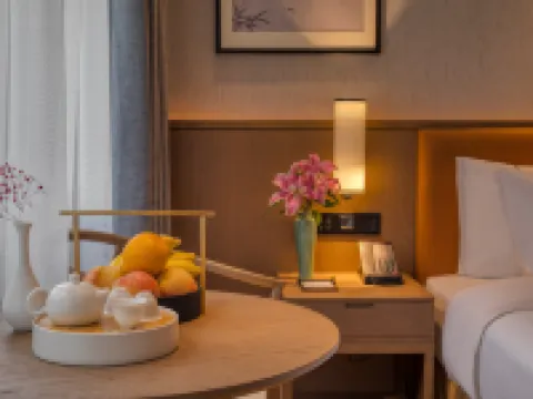 Days Inn by Wyndham (Qinglü North Road Tangjia Ancient Town, Zhuhai) Hotels near Lovers' Road