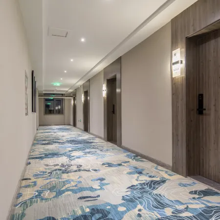 Qinyang Hero Style Hotel